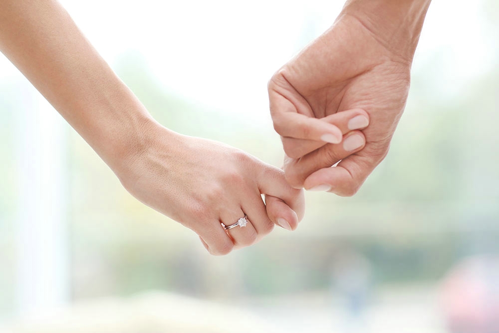Welke vinger voor de verlovingsring?