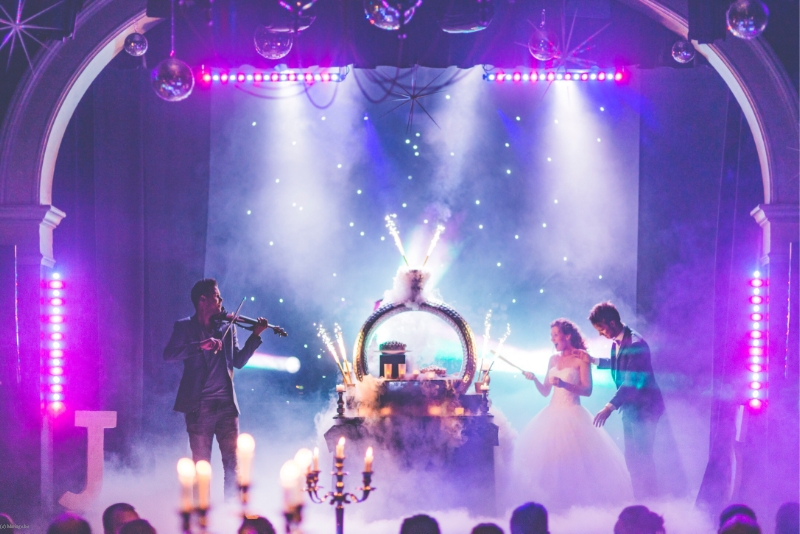 LE GRAND SALON