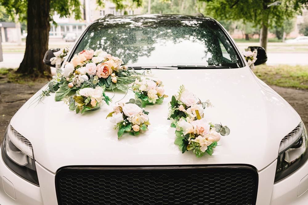 Hoe een ceremoniewagen te versieren? Hoe een ceremoniewagen te versieren?