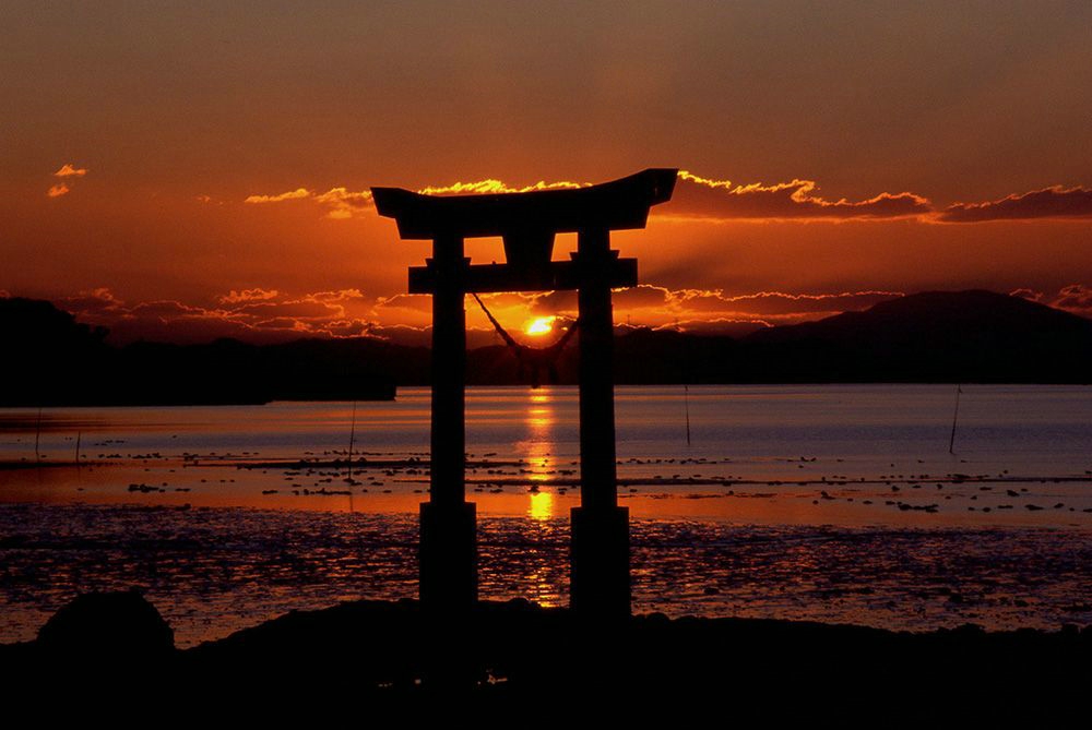 Het huwelijk in Japan : de kunst van de ceremonie Het huwelijk in Japan : de kunst van de ceremonie