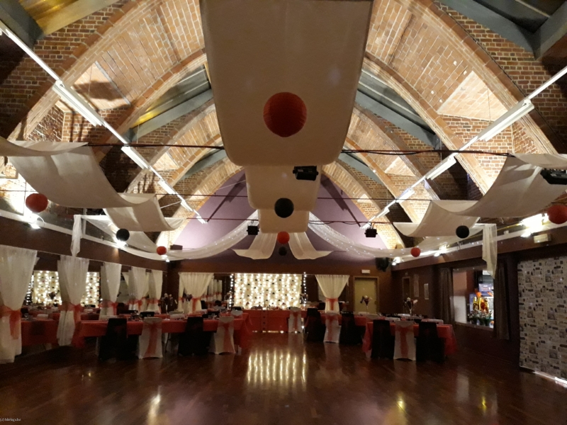 THE DANCERS