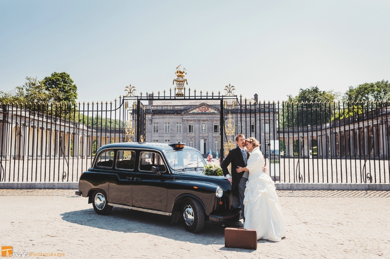 A LONDON TAXI RENTING