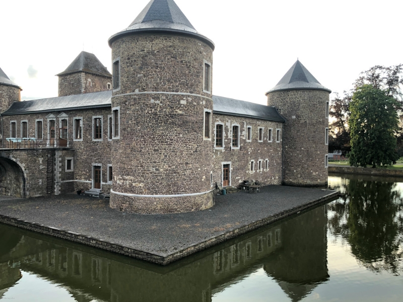 Château de Neuville en Condroz