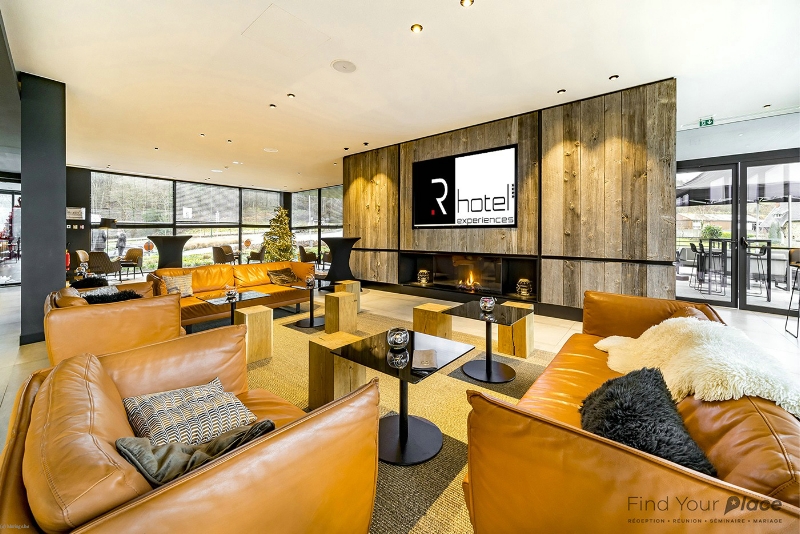 R hotel experiences
