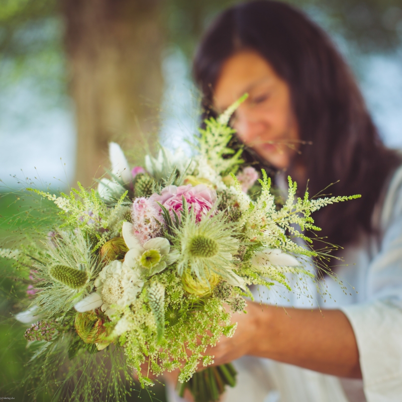 CAROLINE LUMIA FLORAL DESIGNER