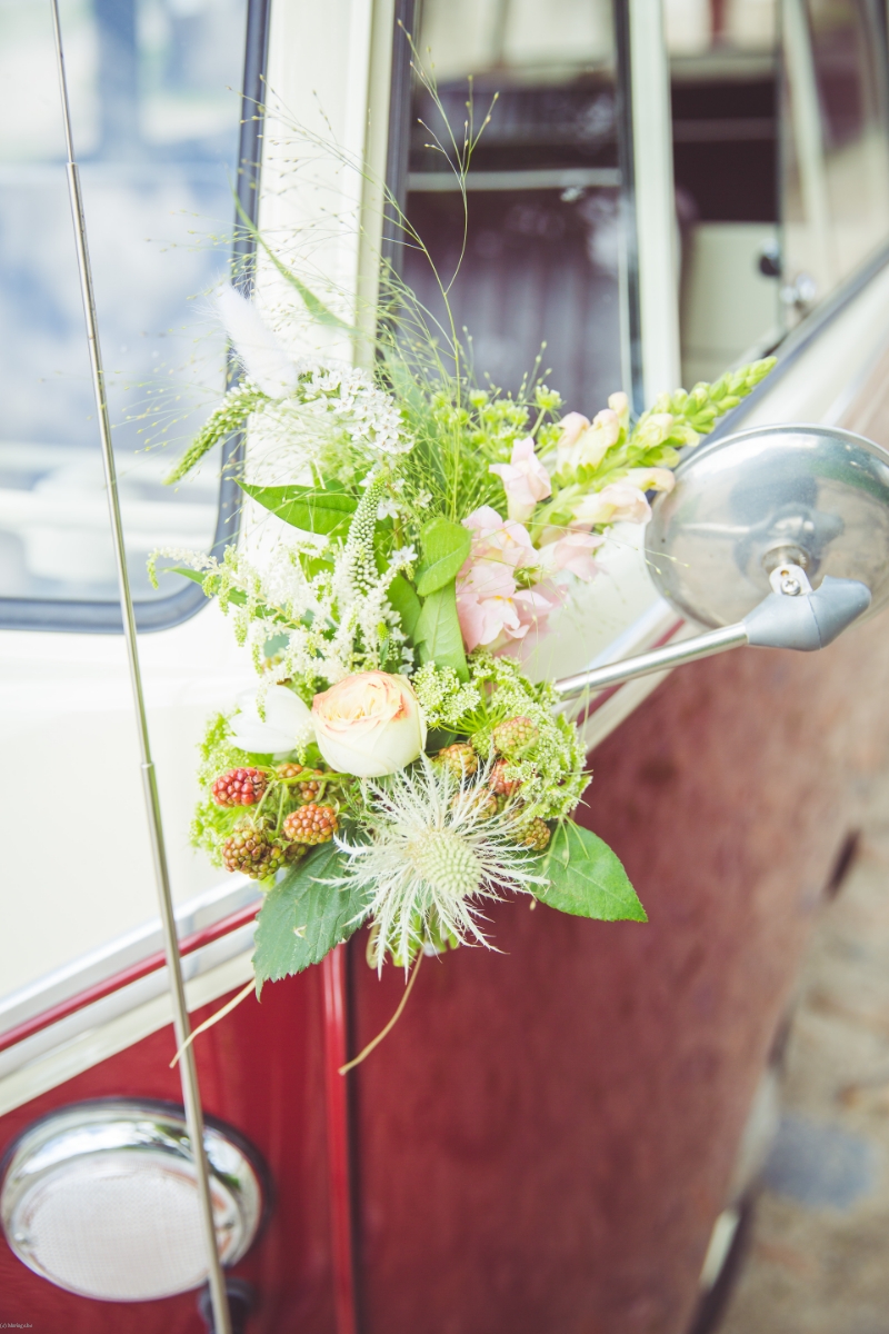 CAROLINE LUMIA FLORAL DESIGNER
