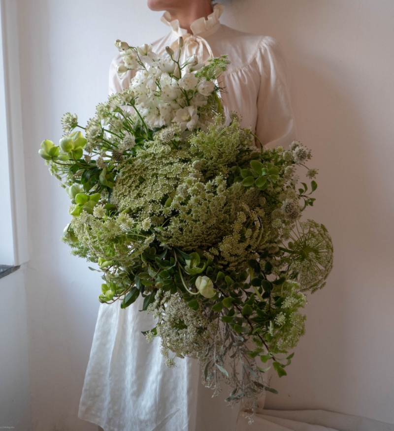 CAROLINE LUMIA FLORAL DESIGNER