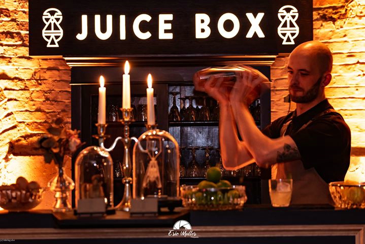 Juice Box bar sauvage