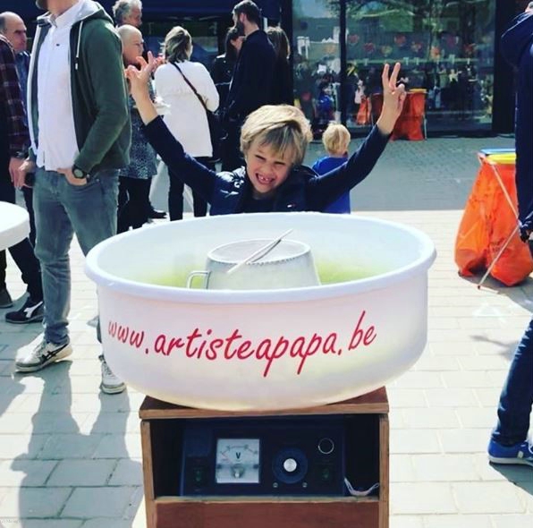 ARTISTEAPAPA