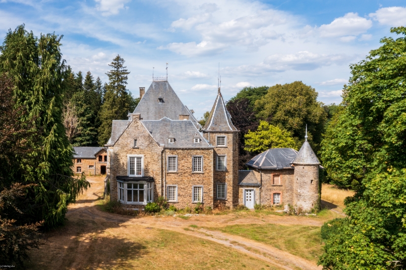 Manaux Chateaux