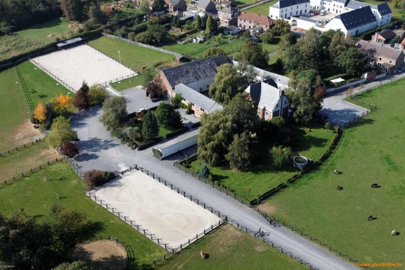 AU DOMAINE DE L'ESCAILLE