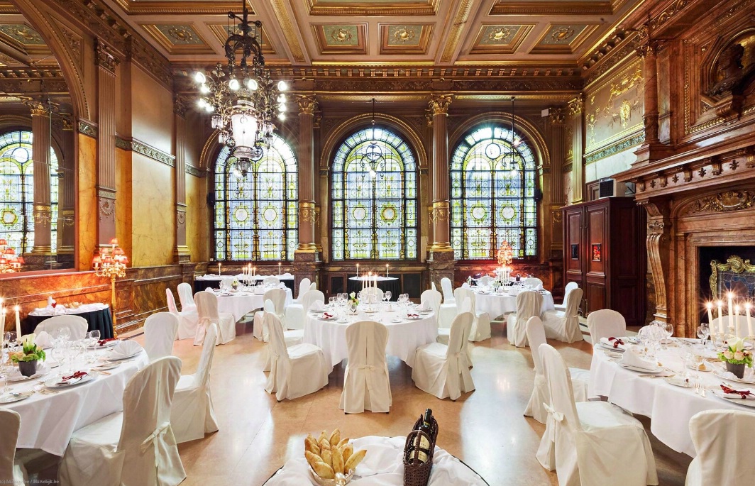 HOTEL METROPOLE