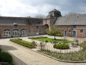 FERME DU CHATEAU DE CORROY LE GRAND